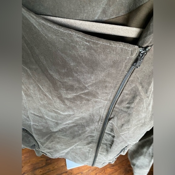 ASTR Gray Grey Suede Moto Jacket Edgy Casual Streetwear Downtown Valentines Day - Picture 9 of 12